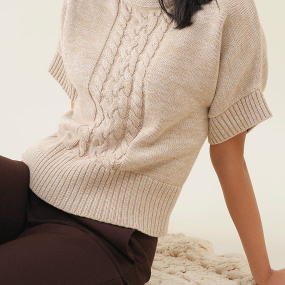 托芙與天秤座 | 頂部 | 小高領絞花套頭衫