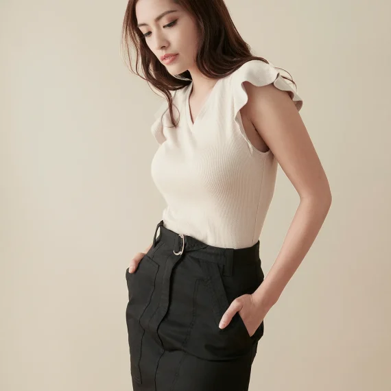 托芙與天秤座 | 頂部 | 荷葉邊袖羅紋 T 卹